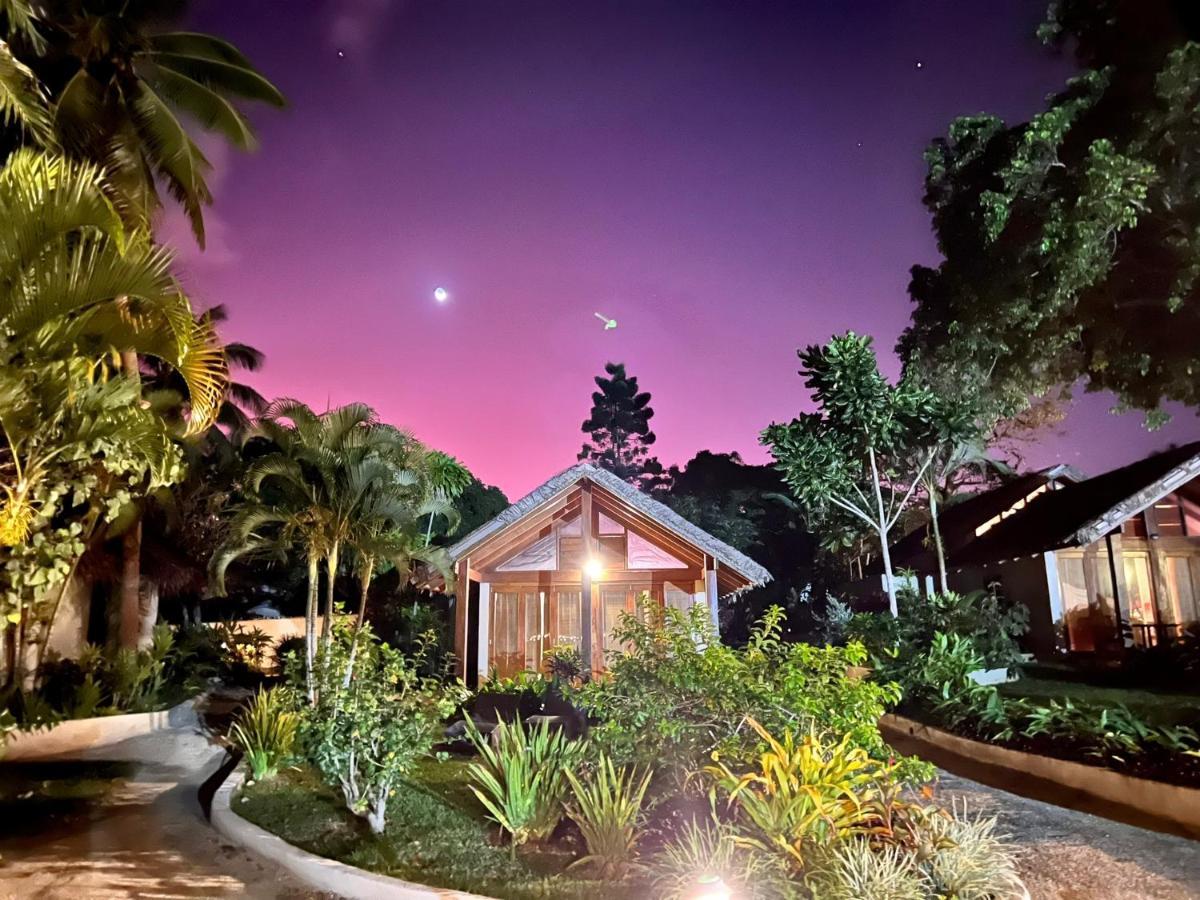 Mg Cocomo Resort Vanuatu Port Vila Eksteriør billede