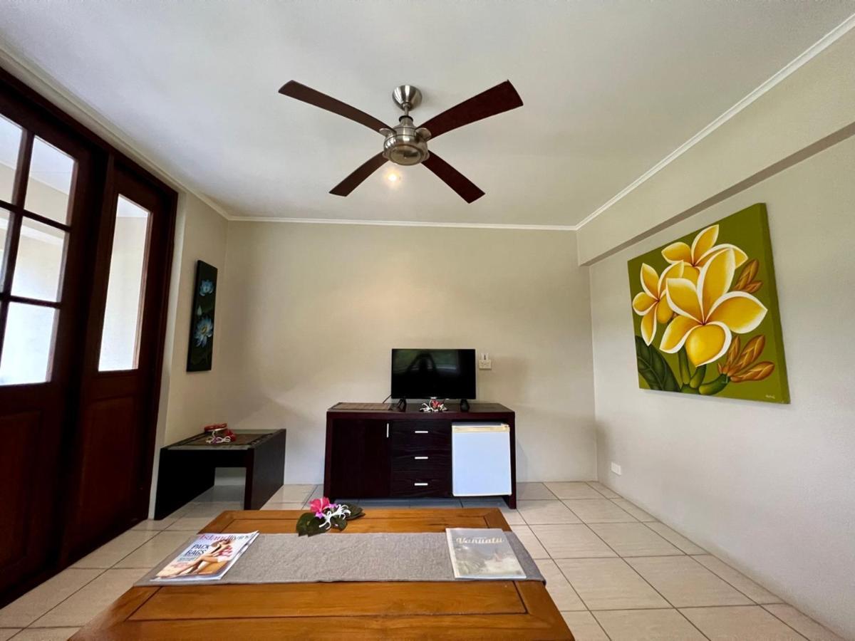 Mg Cocomo Resort Vanuatu Port Vila Eksteriør billede