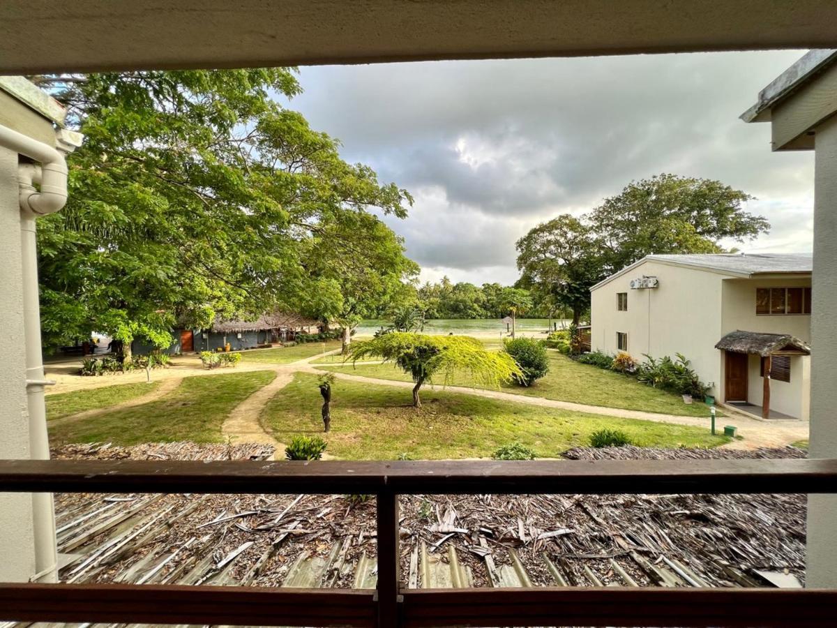 Mg Cocomo Resort Vanuatu Port Vila Eksteriør billede