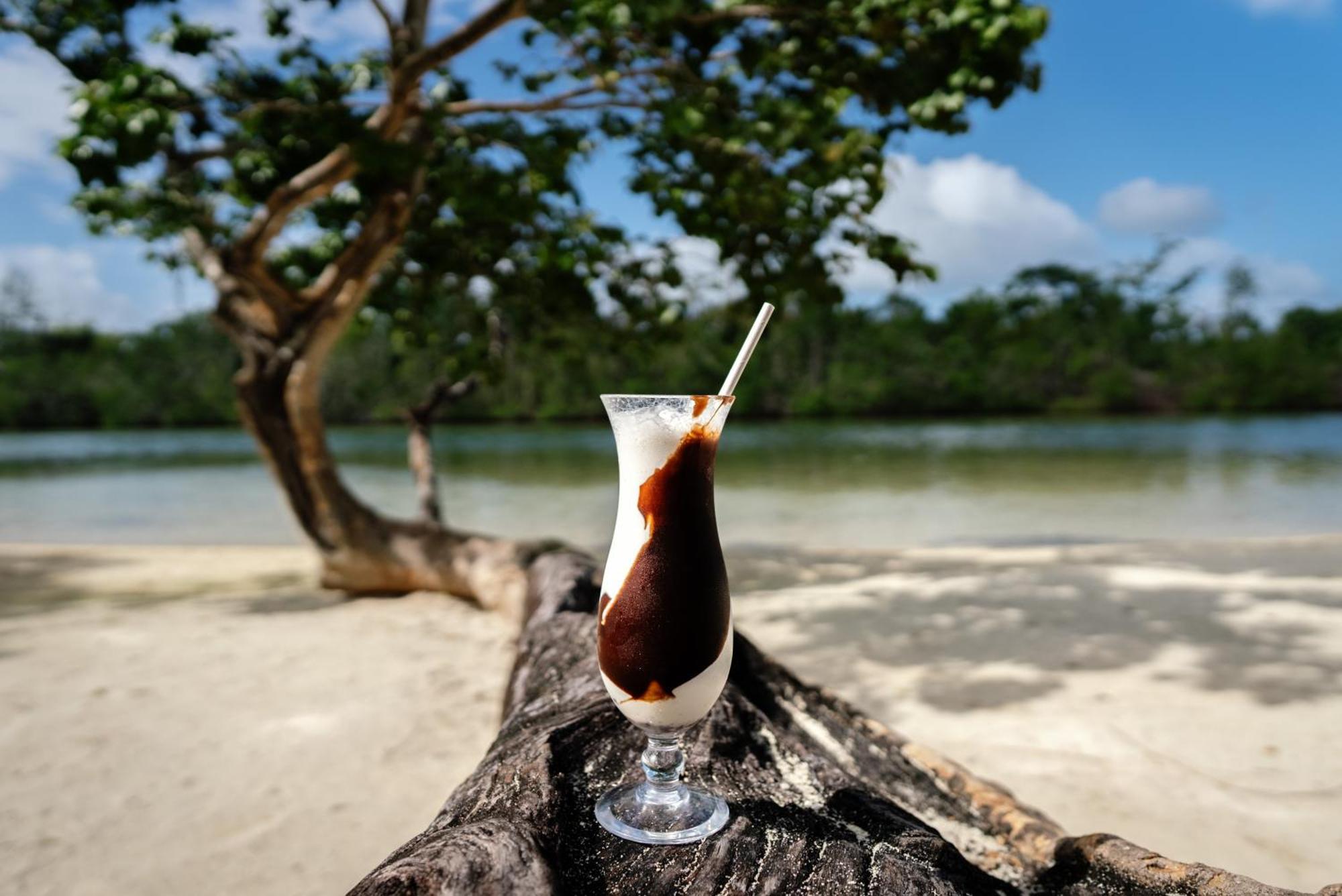 Mg Cocomo Resort Vanuatu Port Vila Eksteriør billede